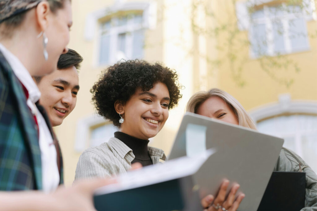 نیروی متخصص ایرانی در مسیر موفقیت شغلی در آلمان