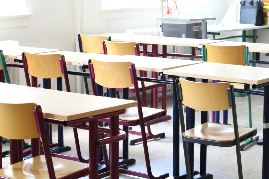 مراحل ثبتنام کودکان مهاجر در مدارس آلمان از مهدکودک تا دبیرستان